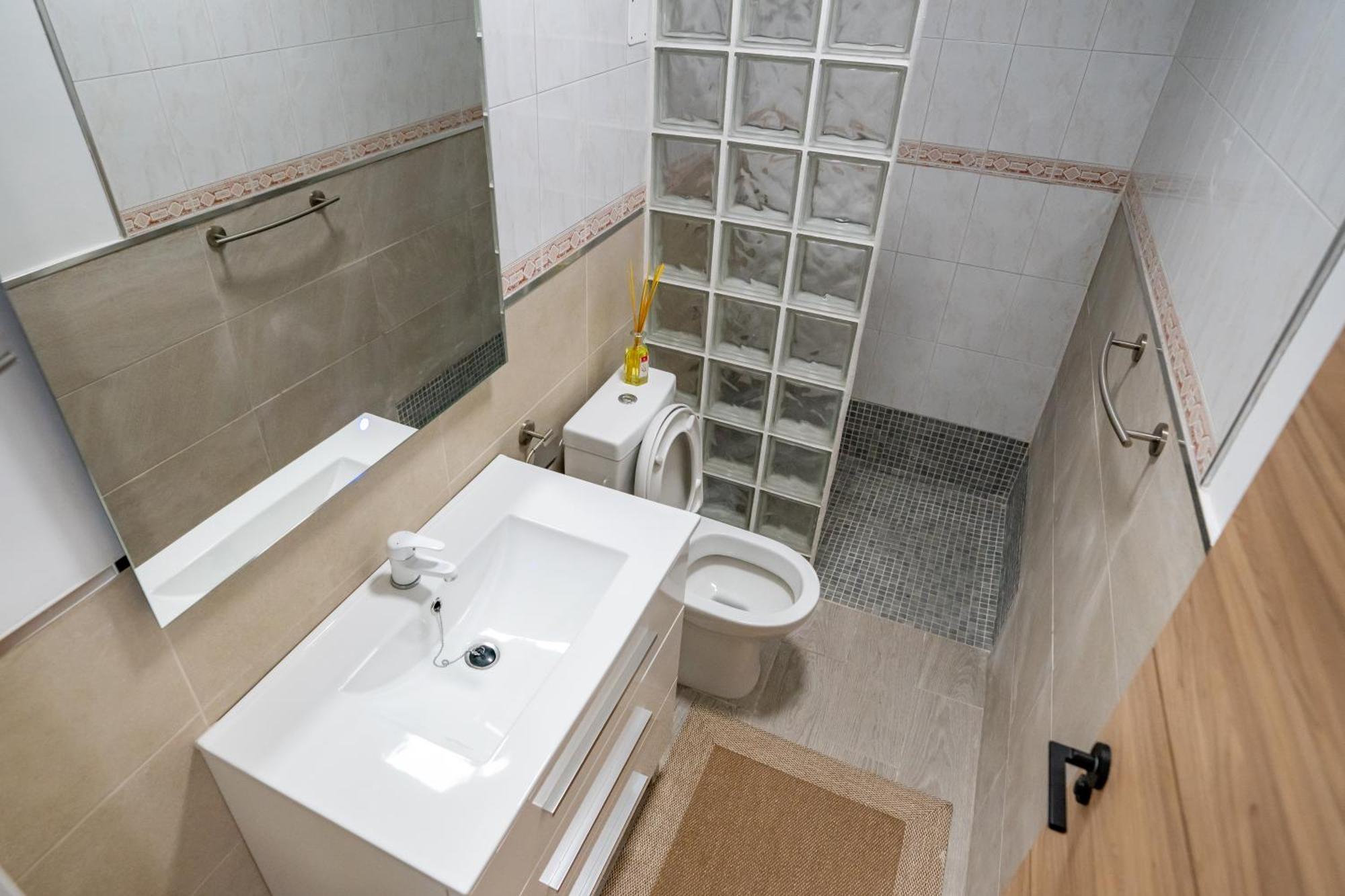 Casa Julio - Alcala Complete Coastal Retreat - Entire Apartment - 3 Min Walk From The Ocean - Shared Entrance With Host Εξωτερικό φωτογραφία